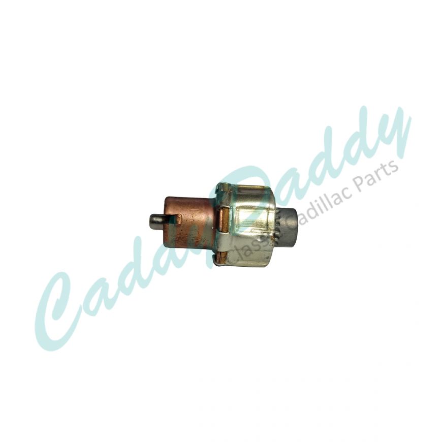 1953 1964 1955 1956 1957 1958 1959 1960 1961 1962 1963 1964 1965 Cadillac (See Details) Bayonet Connector Rear Cigar Lighter Fuse NOS Free Shipping In The USA
