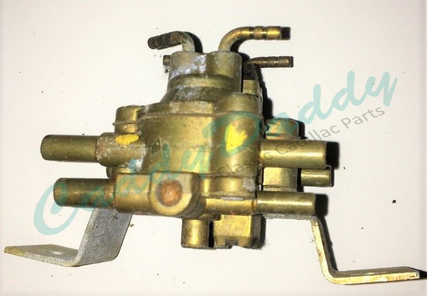 1964 Cadillac (Except Series 75 Limousine) Door Vacuum Lock Valve Assembly USED Free Shipping In The USA