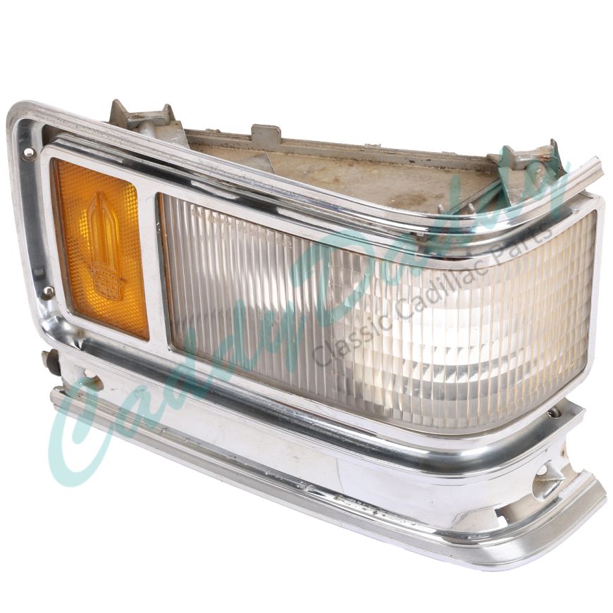 1975 1976 Cadillac (EXCEPT Eldorado And Seville) Right Passenger Side Cornering Light Assembly USED Free Shipping In The USA