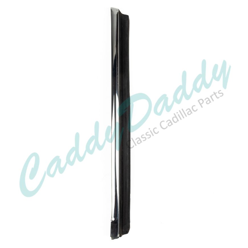 1965 1966 Cadillac 4-Door Hardtop Sedan (See Details) Right Passenger Side Rear Door Window Leading Edge With Rubber Weatherstrip USED Free Shipping In The USA