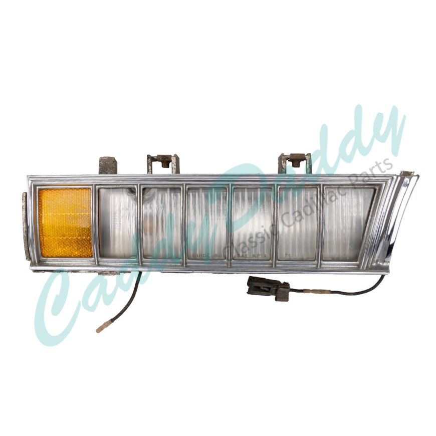 1971 1972 1973 Cadillac (EXCEPT Eldorado) Left Driver Side Cornering Light Assembly USED Free Shipping In The USA