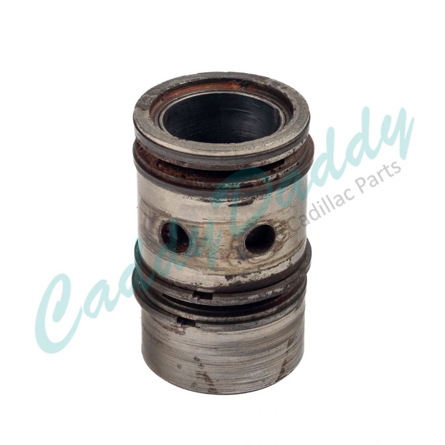 1946 1947 1948 1949 1950 1951 1952 1953 1954 1955 Cadillac Transmission Oil Delivery Sleeve With Bearing USED Free Shipping In The USA