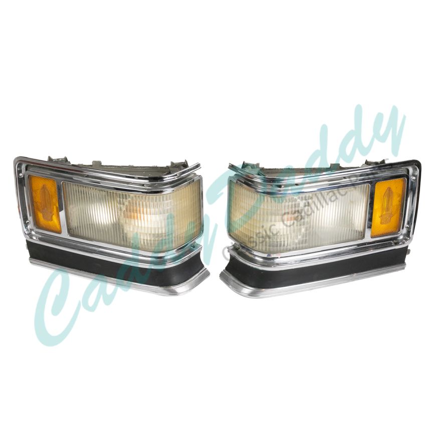 1975 Cadillac (EXCEPT Eldorado) Cornering Light Assembly 1 Pair USED