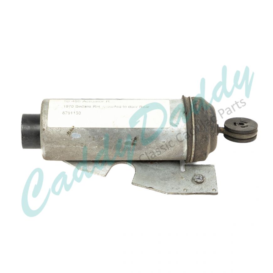 1970 Cadillac (See Details) Right Passenger Side Rear Door Lock Actuator USED Free Shipping In The USA