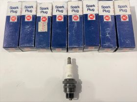 1953 1954 1955 1956 1957 1958 1959 1960 1961 1962 1963 1964 1965 Cadillac (See Details) A/C Delco Spark Plug Set (8 Pieces) NOS Free Shipping In The USA 